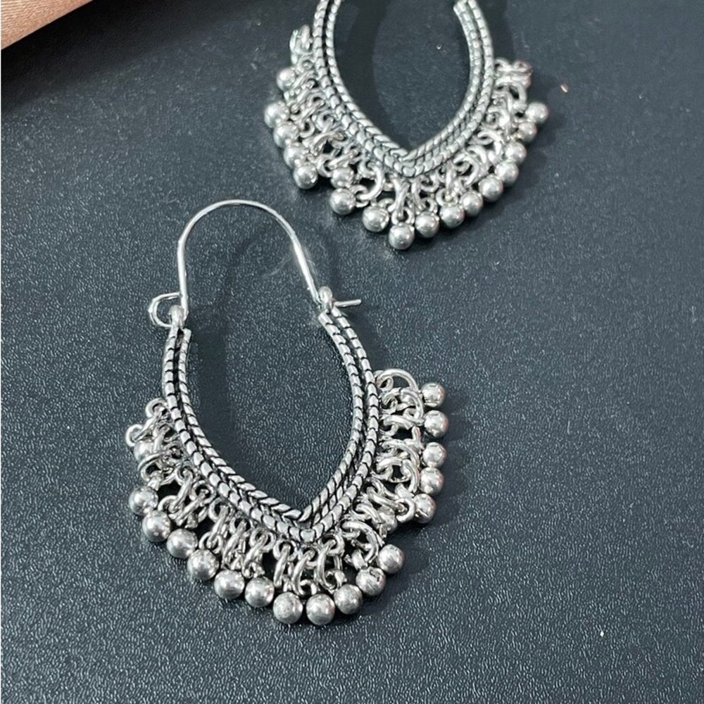 Vintage Bohemian Boho Style earrings with Beads - Picture 2 of 3